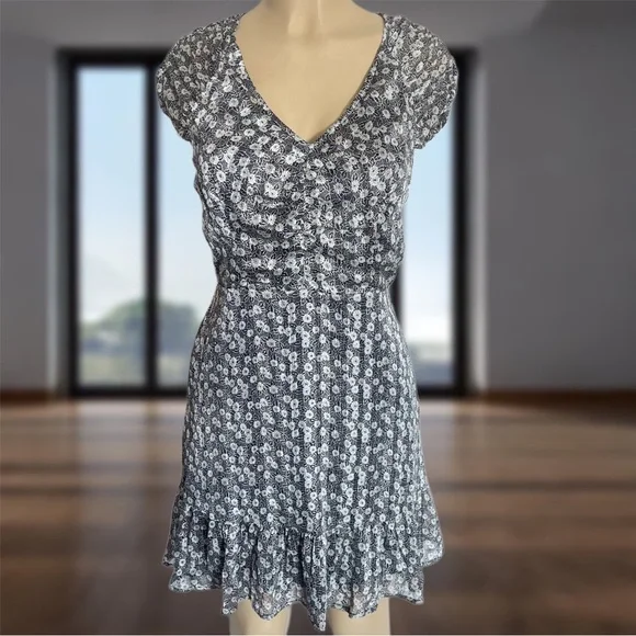 Collective Concepts | Dresses | Nordstrom Collective Concepts Jazzy Floral Mini  Dress Size S | Poshmark